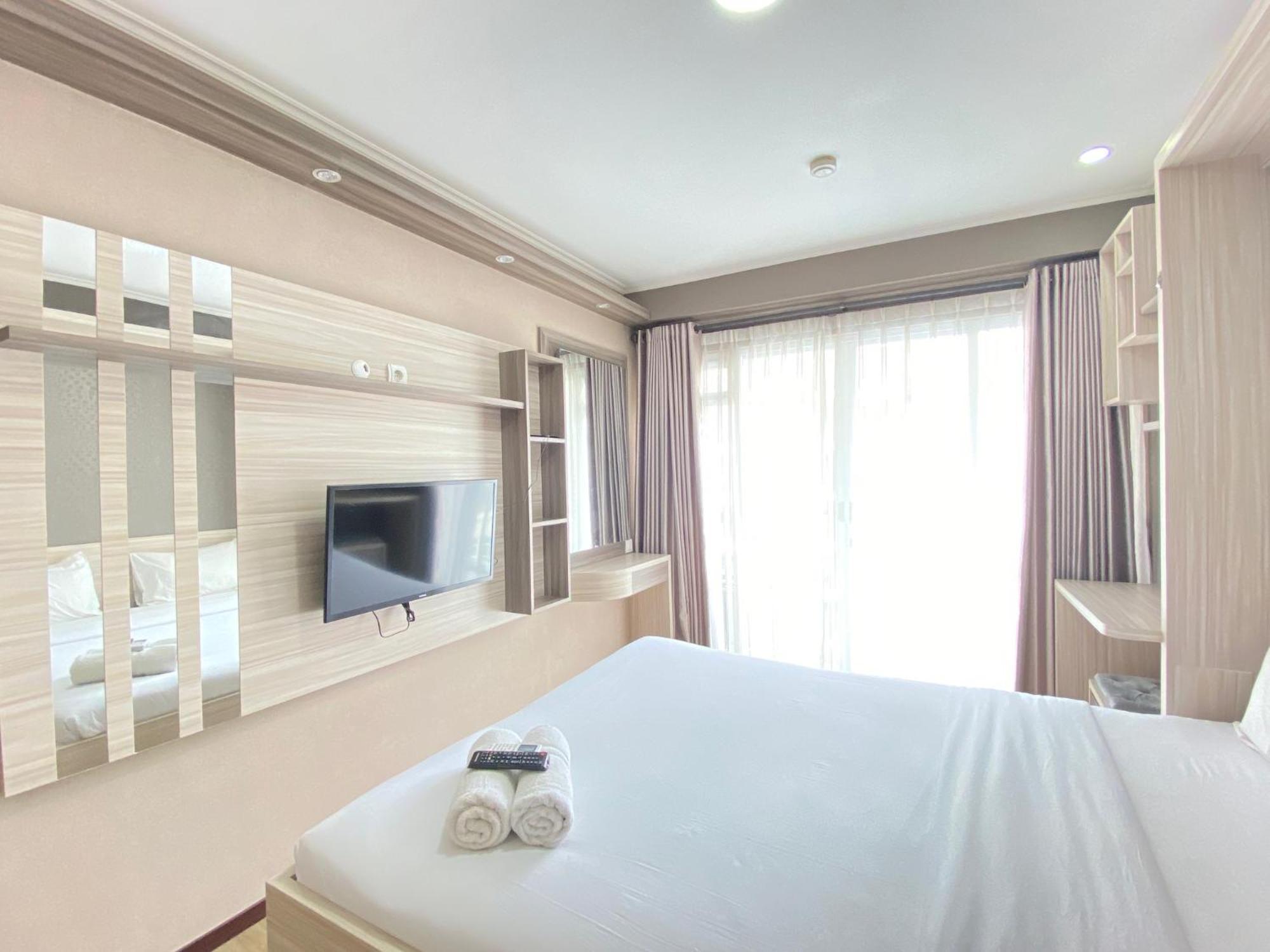 Modern And Cozy At Gateway Pasteur By Travelio * Bandung
